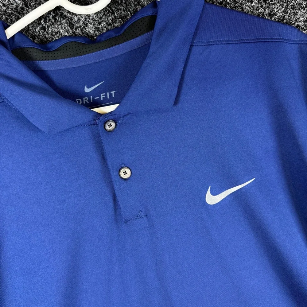 Nike Dri-FIT Golf Polo Mens XXL Blue Striped Chevron Short Sleeve AV4182-492 NEW